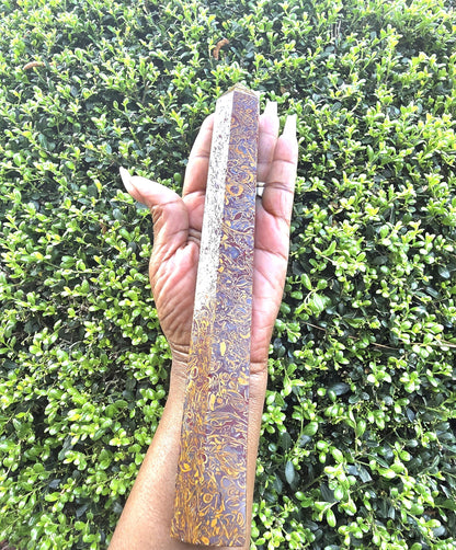 Calligraphy Jasper Tower, Script Mariyam Crystal Obelisk, Unique Pattern Home Decor