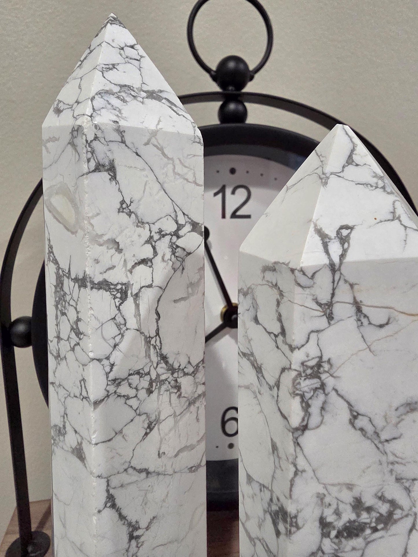 Large Howlite Tower – White Marble Crystal Point, Calming Stone Décor