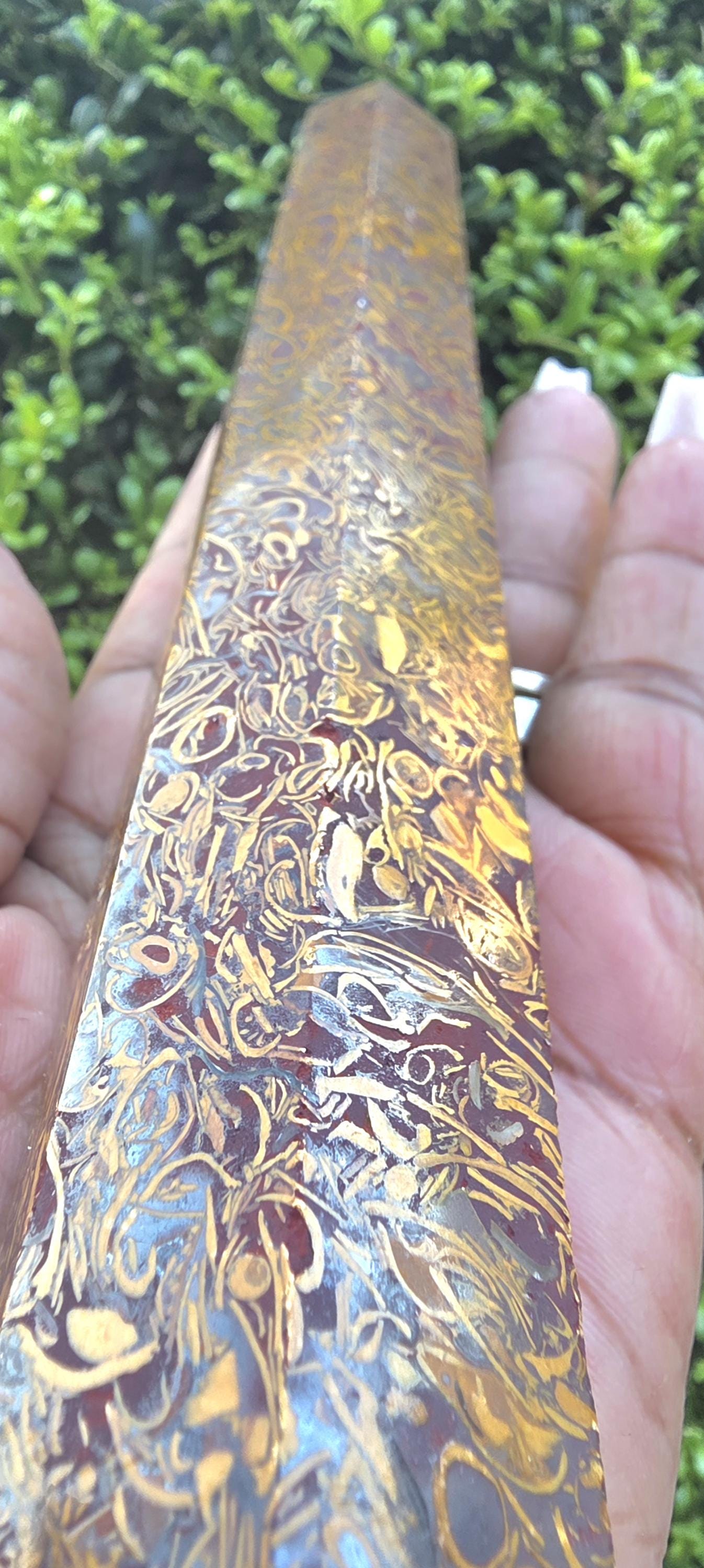 Calligraphy Jasper Tower, Script Mariyam Crystal Obelisk, Unique Pattern Home Decor