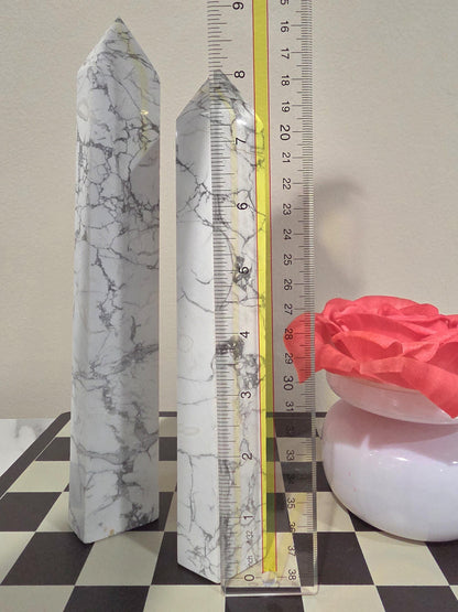 Large Howlite Tower – White Marble Crystal Point, Calming Stone Décor